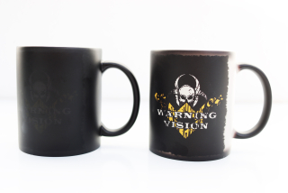 Hrnek reagující na teplo Warning Vision